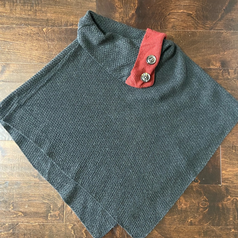 Crosby, Grey, poncho